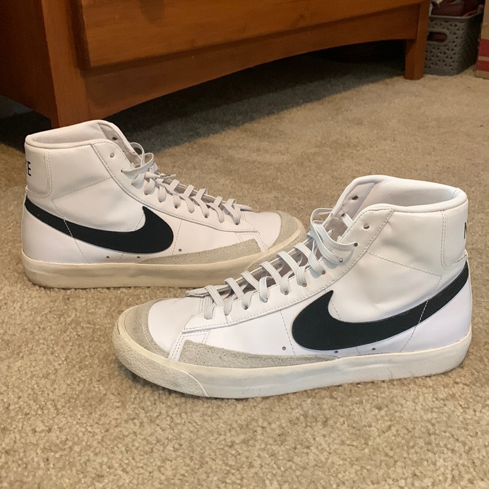 Nike Blazer Mid Vintage 77 Men’s 10/Women’s 11.5